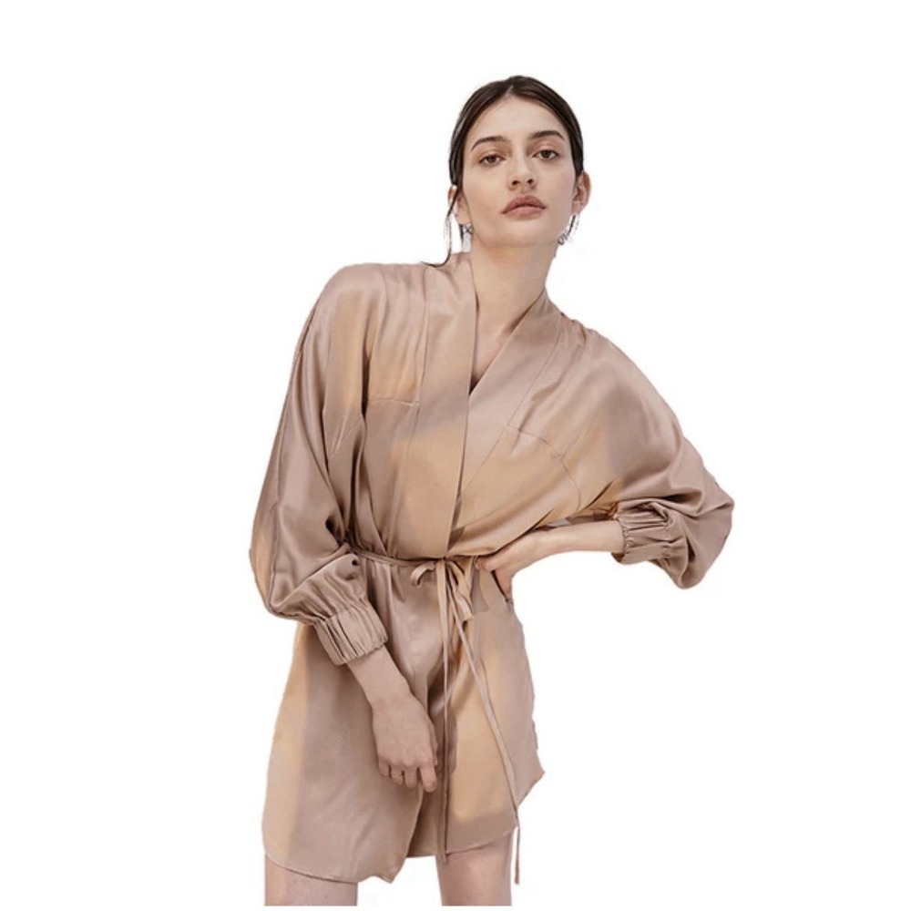 Lunya Washable Silk Long Sleeve Robe Otium Tan Size XS/S Short Robe Pockets